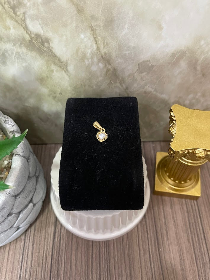 DIJE CORAZON PIEDRA BORDE BALIN 9MM ORO LAMINADO