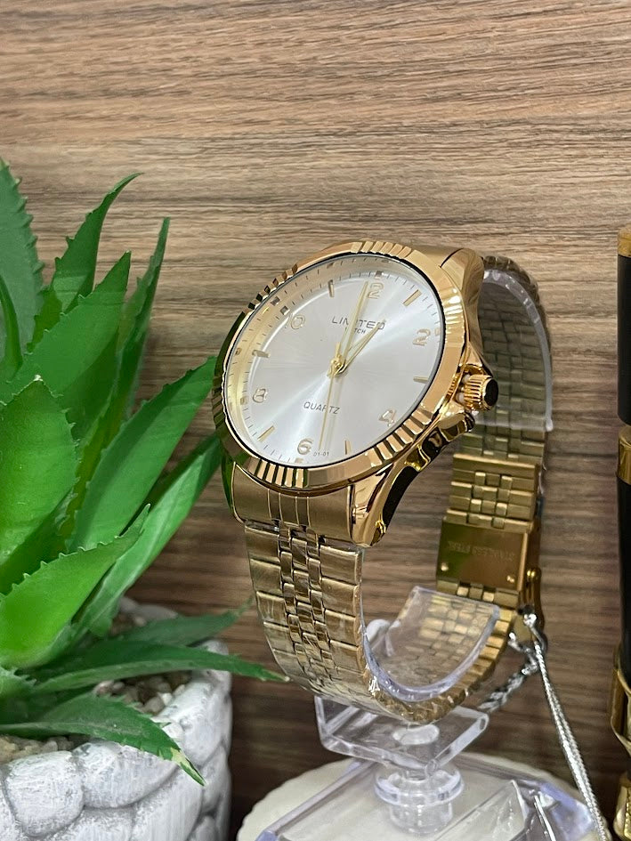 RELOJ LIMITED CABALLERO DORADO LINDOS DETALLES EN EL ARO