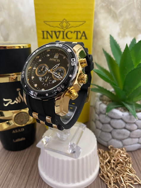 INVICTA MANILLA SILICONA NEGRA ESFERA NEGRA ARO NEGRO CAJA DORADA