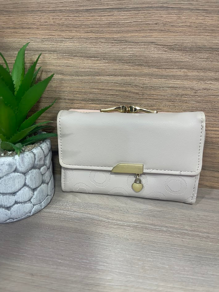 BILLETERA DAMA NUDE DETALLES DORADOS