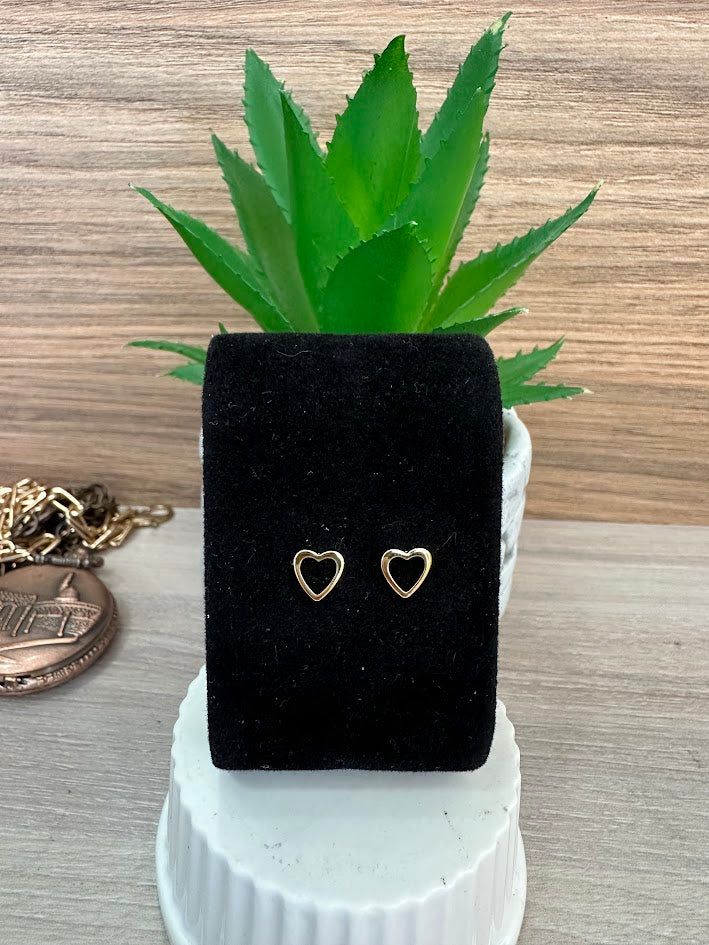 TOPO CORAZON SILUETA PLANO 7MM ORO LAMINADO