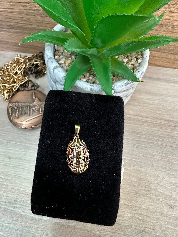 DIJE GUADALUPE ORO LAMINADO