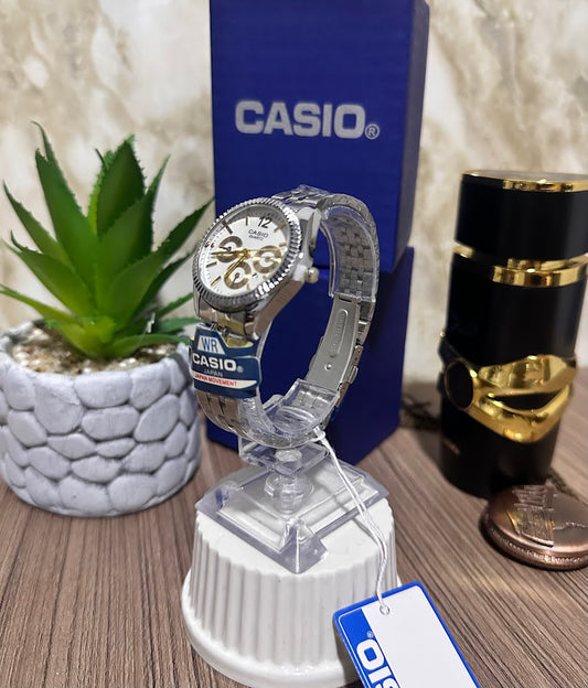 CASIO METALICO PLATEADO ESFERA BLANCA