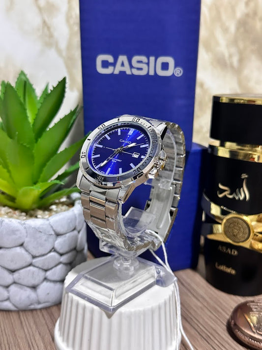 CASIO PLATEADO ESFERA AZUL CON CALENDARIO