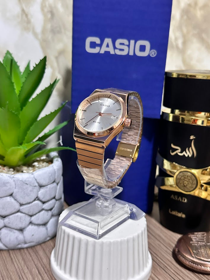 Casio Dama Oro Rosa Esfera Blanca
