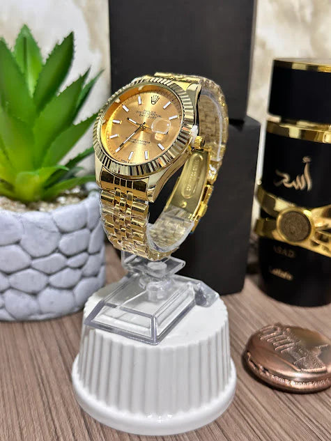 ROLEX METALICO DORADO ESFERA DORADA INCLUYE CAJA