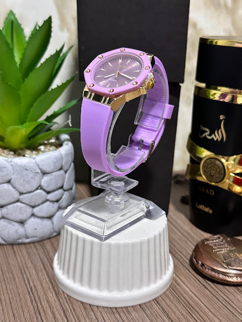 RELOJ DORADO ESFERA LILA MANILLA DE SILICONA LILA - VARIADOS