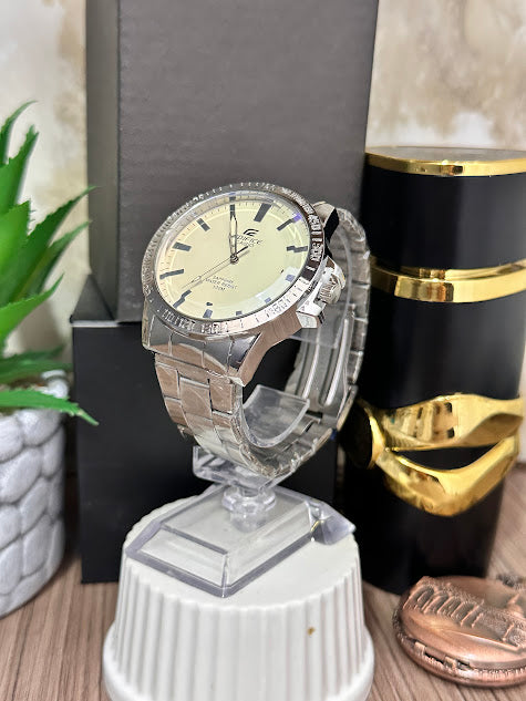 Casio Edifice Plateado Esfera Beige