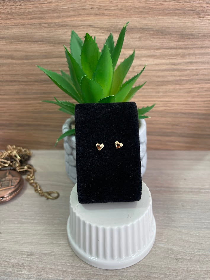 TOPO CORAZON LISO 5MM ORO LAMINADO