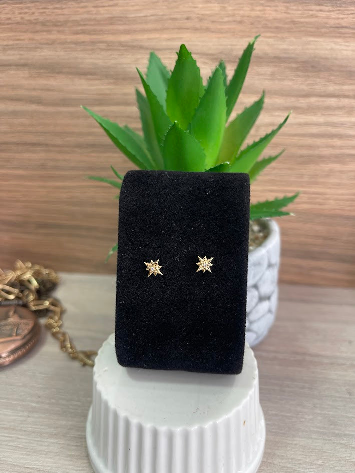 TOPO ESTRELLA MULTI PUNTAS CIRCON ORO LAMINADO