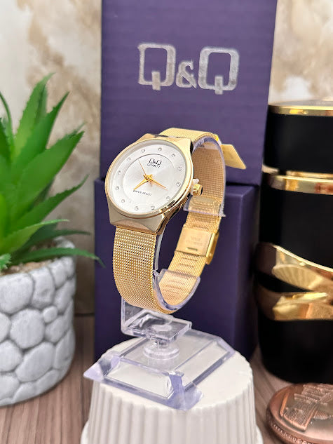 QYQ DAMA DORADO ESFERA BLANCA