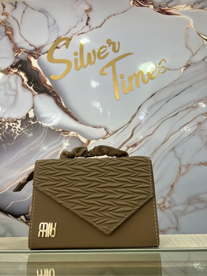 BOLSO DAMA TIPO BAUL MIU MIU CAFE
