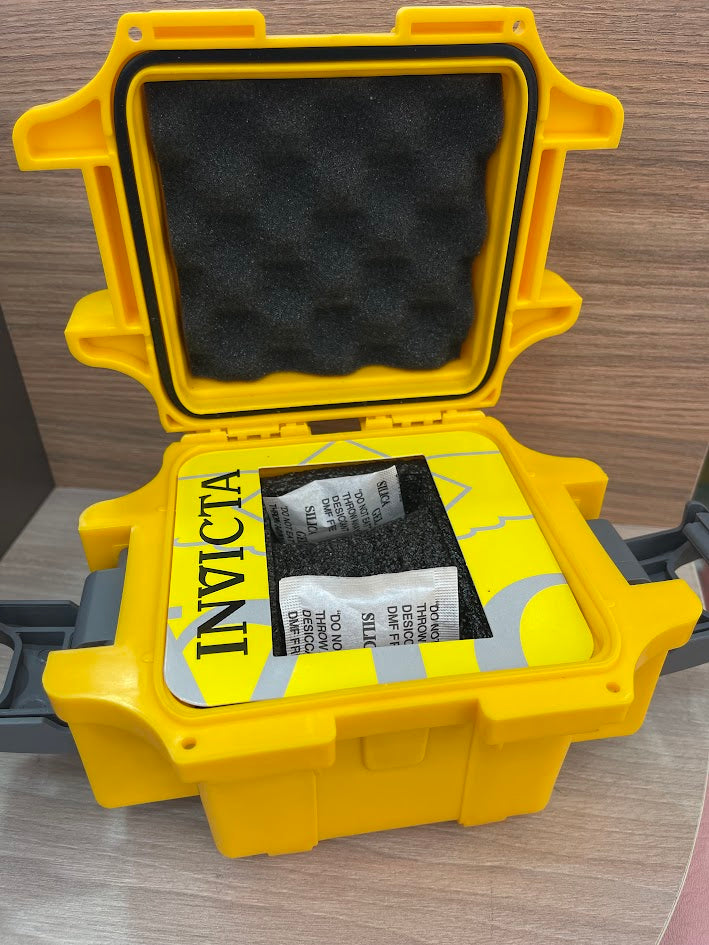 CAJA TIPO BUNQUER INVICTA AMARILLA