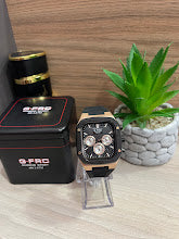 RELOJ G FRC ORO ROSA ESFERA NEGRA ARO NEGRO MANILLA CILICONA NEGRA