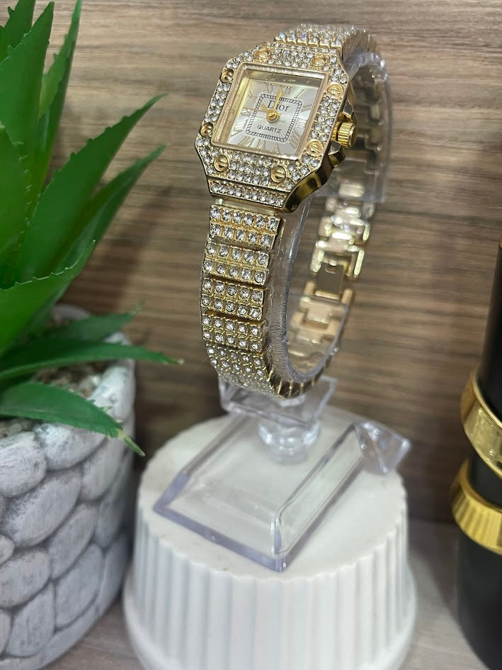 RELOJ DIOR DIAMANTADO DORADO