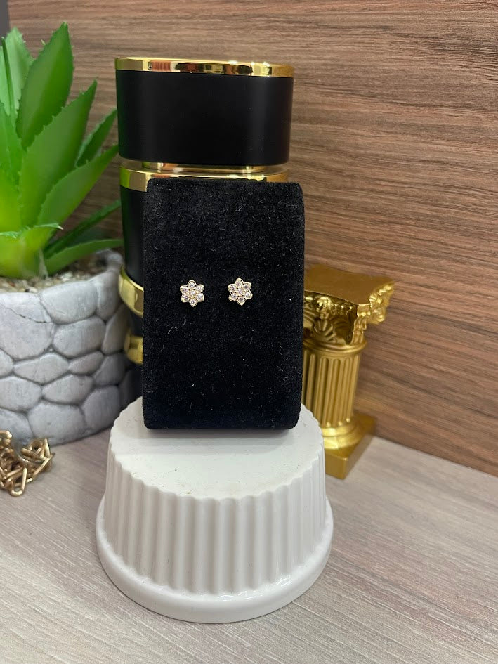 TOPO FLOR MANDALA 6MM CIRCON ORO LAMINADO
