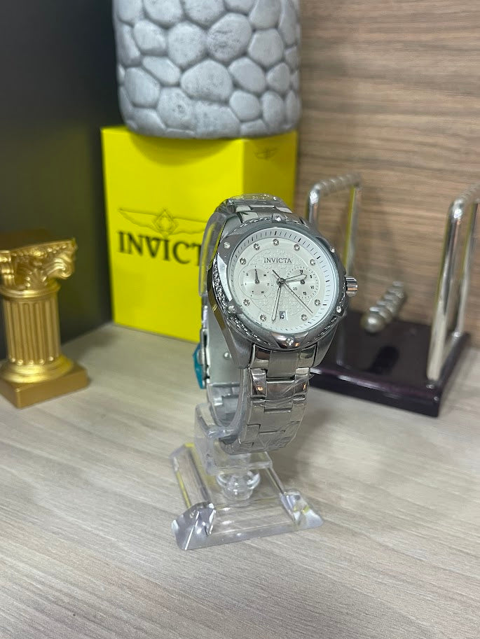 RELOJ INVICTA PLATEADO DETALLES EN PIEDRA