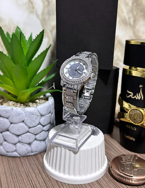 Reloj Dama Diamantado Plateado Esfera Blanca - Variados