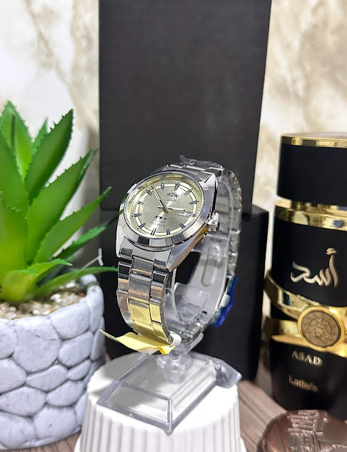 Orient Plateado Esfera Dorada