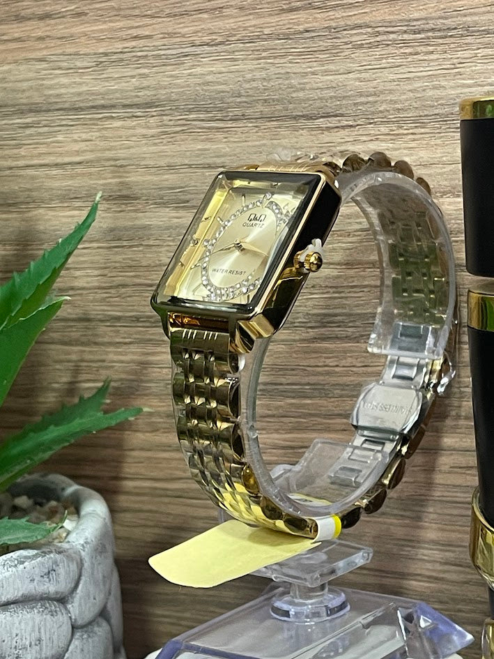 RELOJ QYQ DAMA DORADO CUADRADO