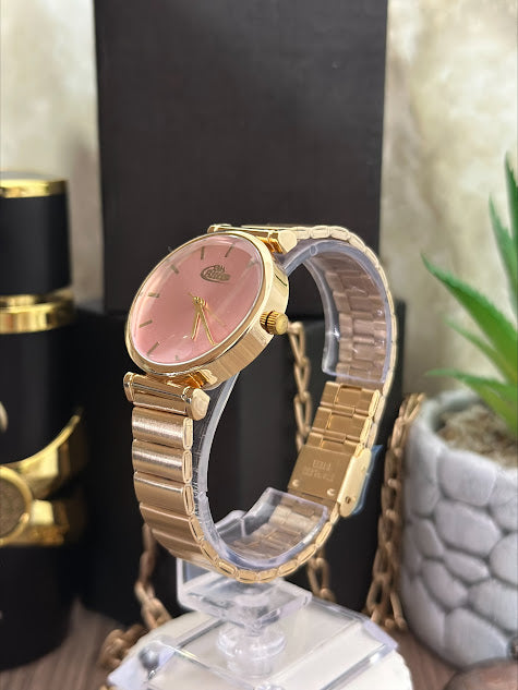 BLUE DORADO REDONDO FONDO ROSADO