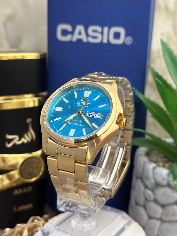 CASIO CABALLERO DORADO FONDO AZUL MARINO