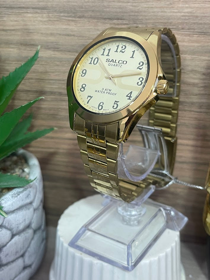 RELOJ SALCO DORADO NUMEROS NEGROS