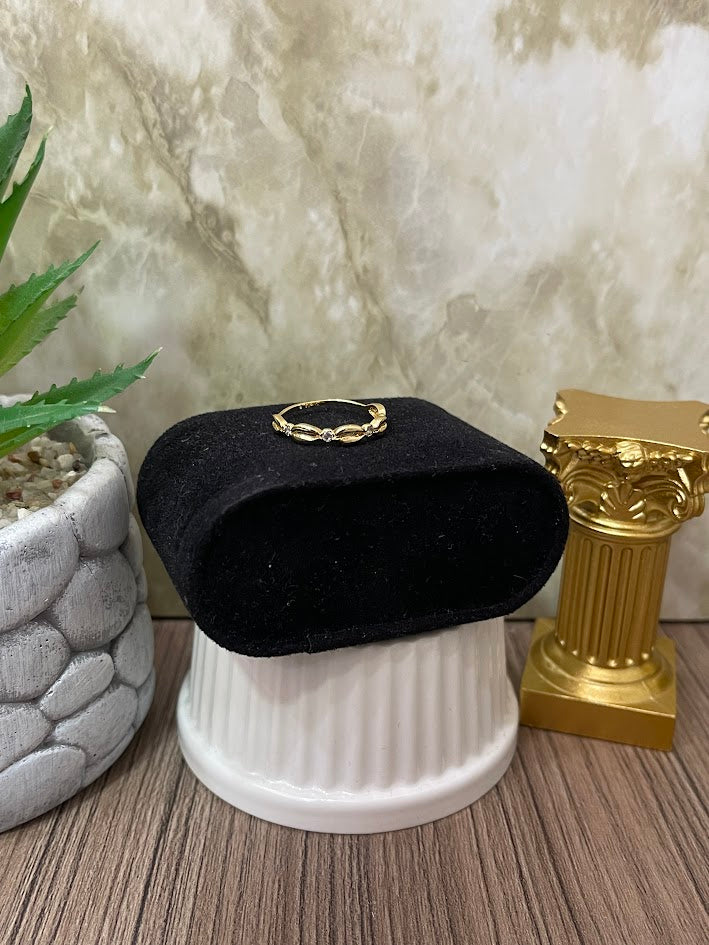 ANILLO CONCHA X5 CIRCON X4 T8 ORO LAMINADO