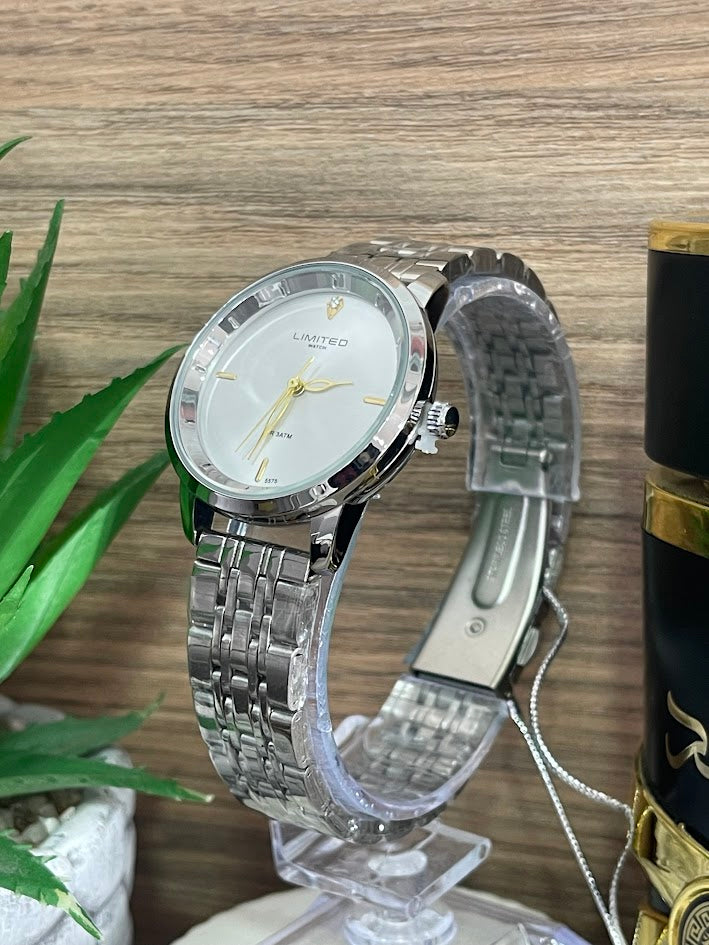 RELOJ LIMITED DAMA PLATEADO DETALLES DORADOS