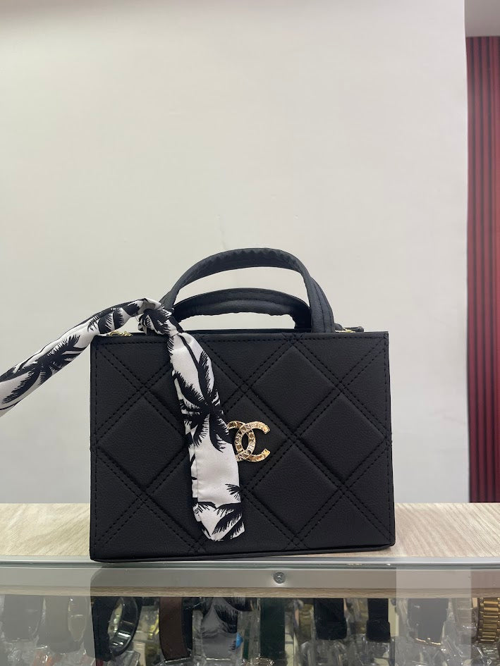 BOLSO DAMA TIPO BAUL NEGRO