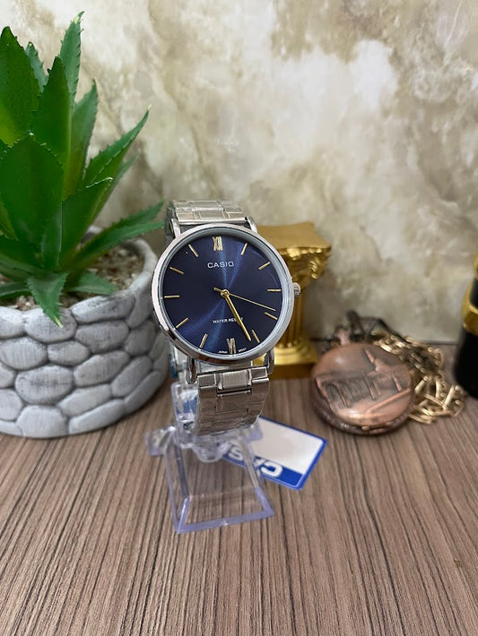CASIO CABALLERO PLATEADO FONDO AZUL