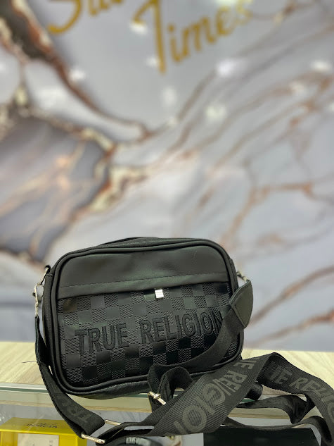 BOLSO DE MANO CABALLERO TRU RELIGION
