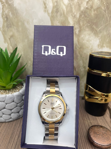 Q&Q ORIGINALL PLATEADO BORDE DORADO ESFERA PLATEADA