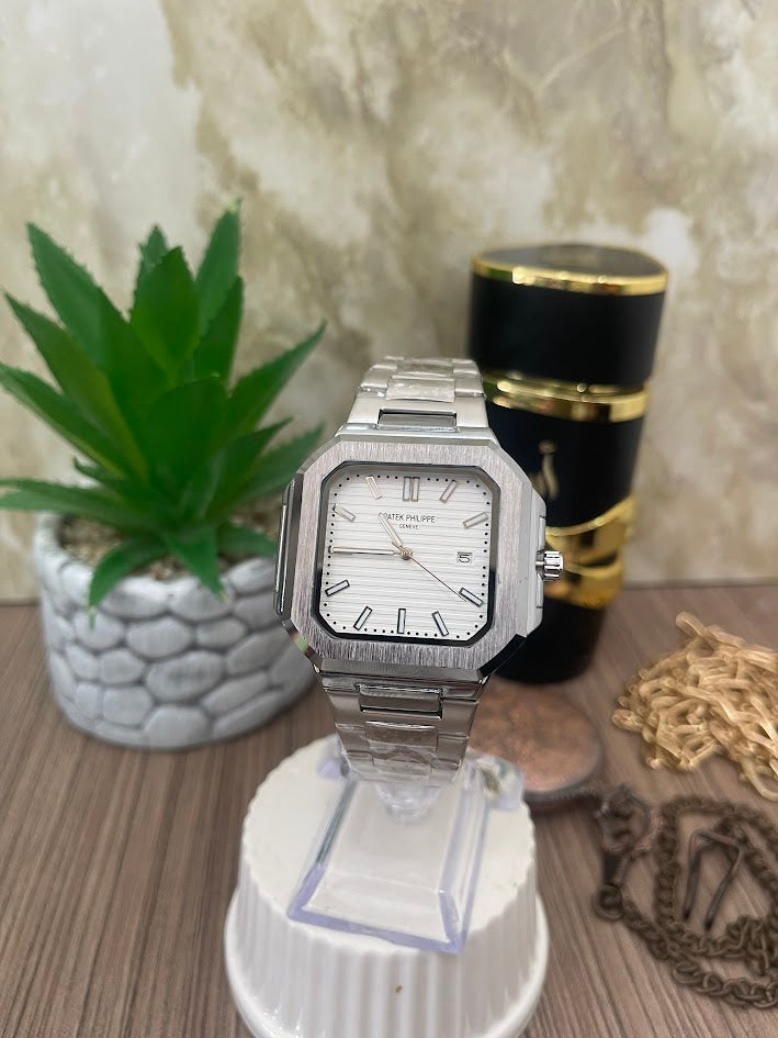 RELOJ PATEK CABALLERO PLATEADO FONDO BLANCO