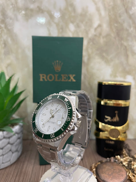 ROLEX ESFERA BLANCA ARO VERDE INCLUYE CAJA