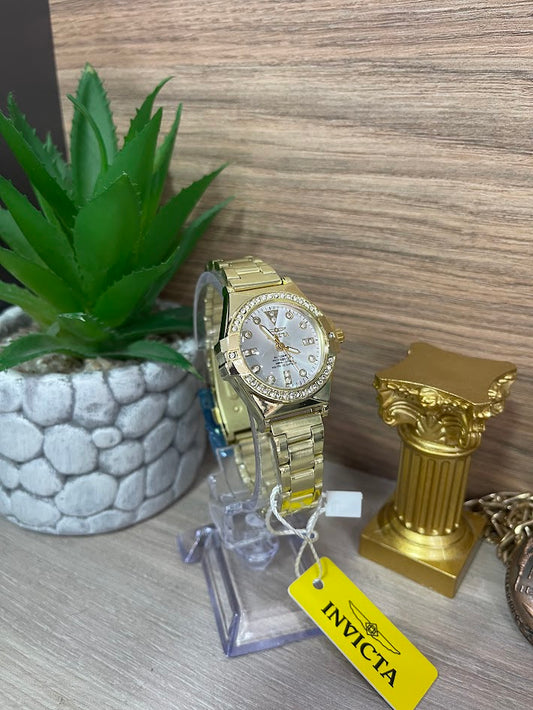 RELOJ INVICTA DAMA DORADO FONDO PLATEADO DETALLES EN PIEDRA