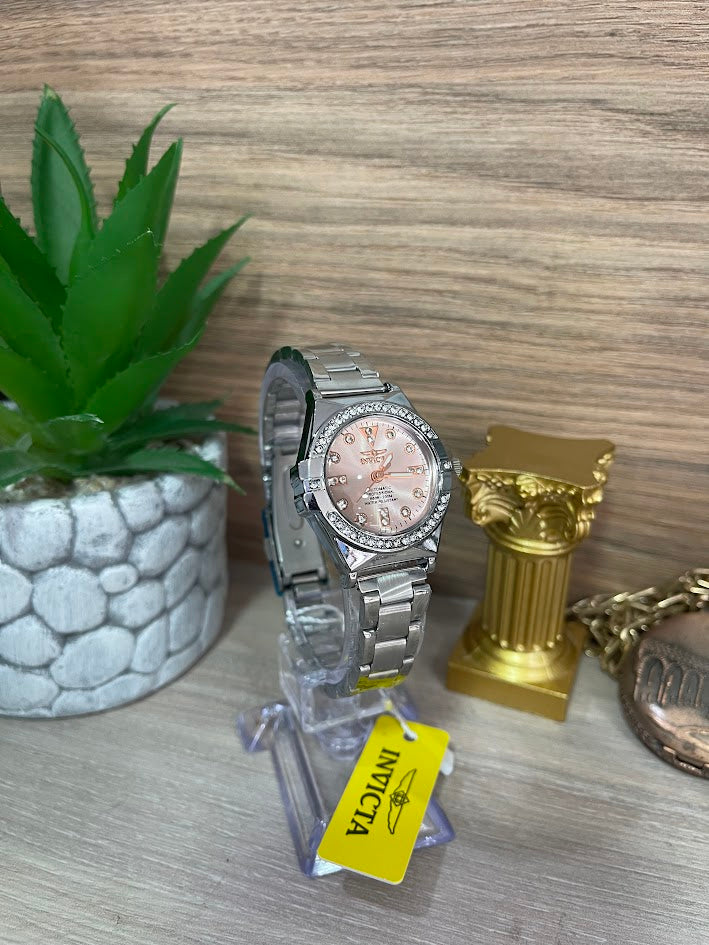 RELOJ INVICTA DAMA PLATEADO FONDO ORO ROSA CON DETALLES EN PIEDRA