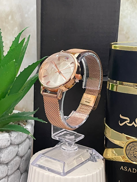 RELOJ TOMMY ORO ROSA ESFERA PLATEADA