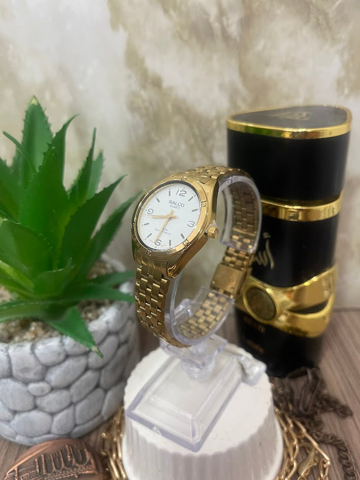RELOJ SALCO DAMA DORADO ESFERA BLANCA ARO CON DETALLES