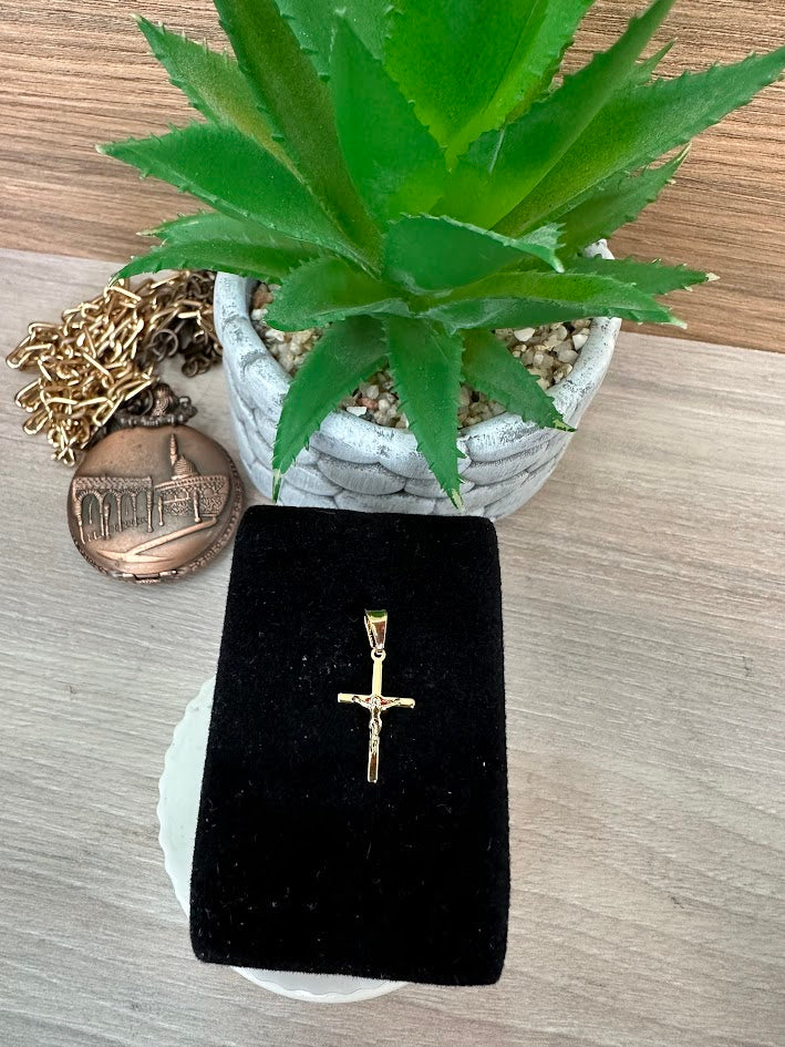 DIJE CRUZ CRISTO ORO LAMINADO