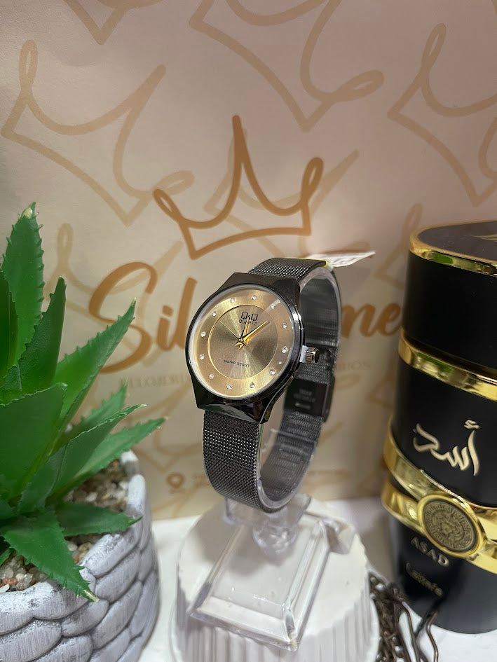 RELOJ QYQ GRIS ESFERA DORADA