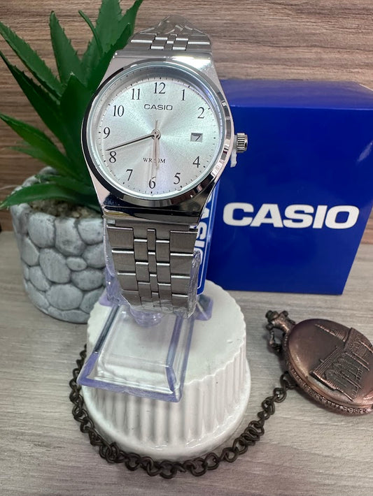 RELOJ CASIO PLATEADO ESFERA PLATEADA