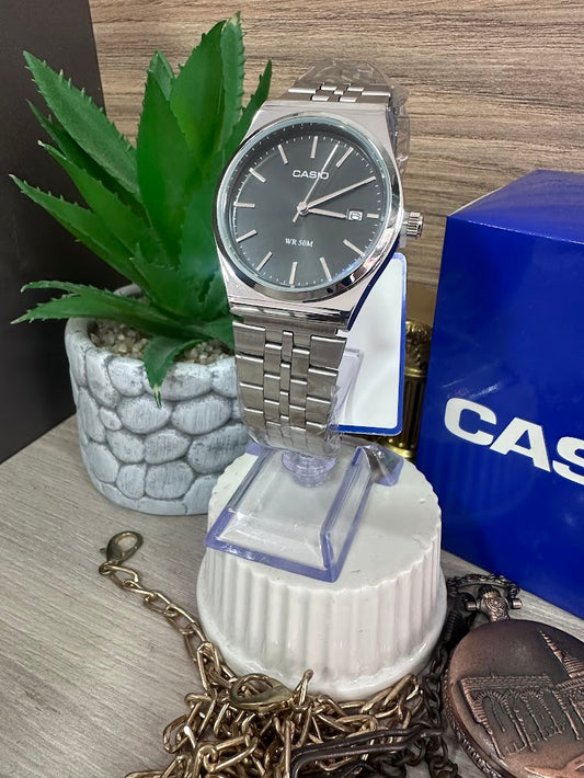 RELOJ CASIO PLATEADO ESFERA NEGRA