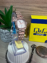 RELOJ Q&Q CUADRADO DAMA ORO ROSA