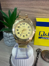 RELOJ Q&Q DORADO ESFERA DORADA