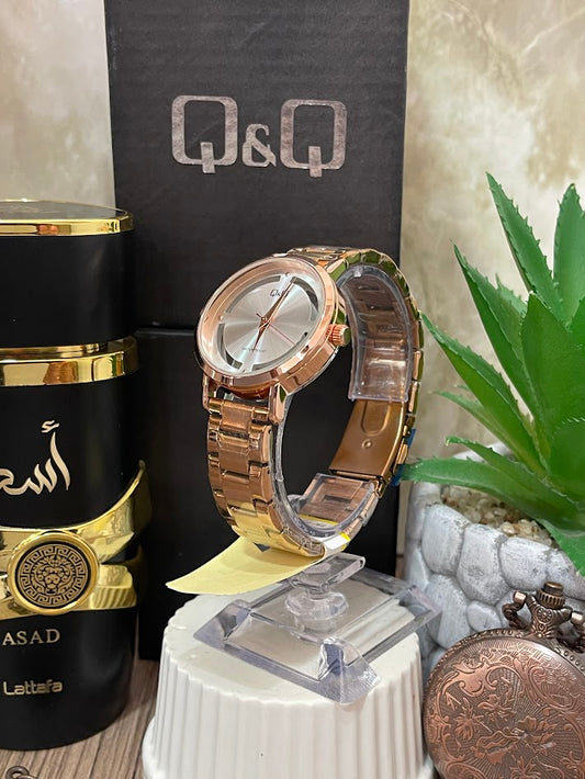 RELOJ QYQ DAMA ORO ROSA DETALLE EN VIDRIO