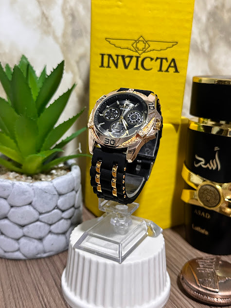 Invicta Dorado Esfera Negra Manilla Silicona Negra