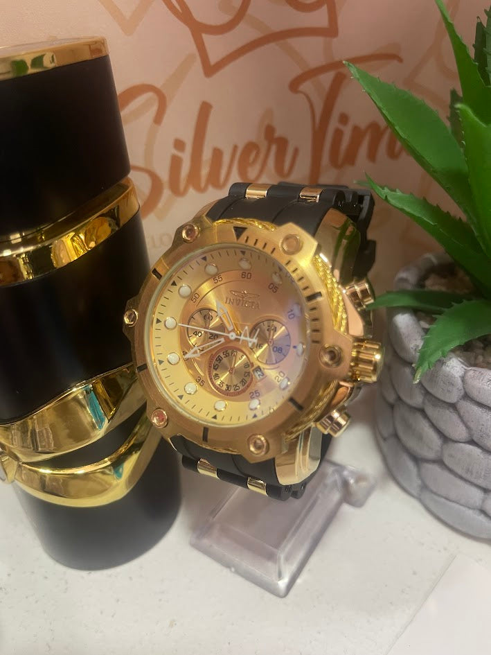 INVICTA NEGRO Y DORADO CON DETALLES BLANCOS