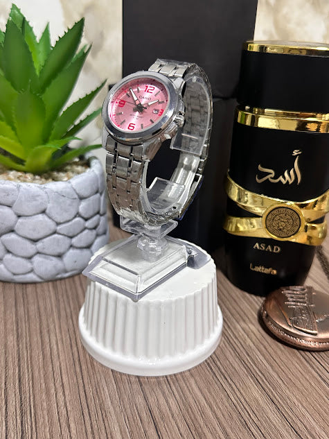 CASIO DAMA PLATEADO ESFERA ROSA CALENDARIO