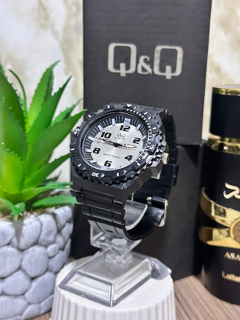 QYQ Deportivo Negro Esfera Plateada Manilla Silicona